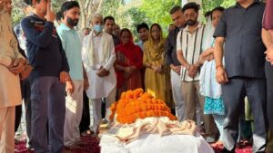 supreme-court-se-ichchha-mrityu-pane-wale-harish-rana-ka-nidhan