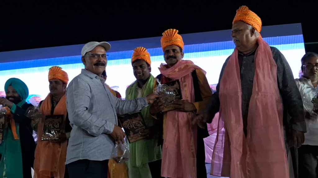 58th-mahamoorkh-mela-held-large-crowd-gathers-in-kashi 2