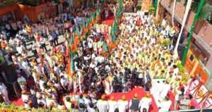 bjp-lucknow-karyalaya-par-bjp-ke-47ve-sthapana-diwas-ka-aayojan