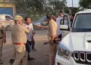 kaarobari-talib-bandhuon-ne-purv-sansad-par-kiya-hamla-video-viral