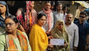 kiran-pal-case-political-row-intensifies-mla-pooja-pal-visits-victim-home