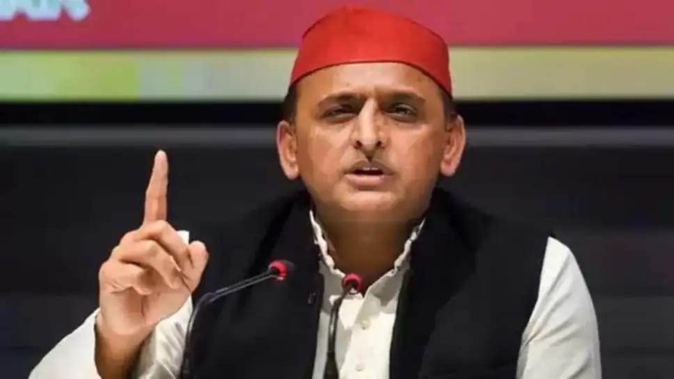 sambhal-sp-ki-shadi-mein-jaane-par-spa-vidhayakon-ko-akhilesh-yadav-ki-fatkar