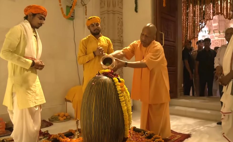 भारत को जोड़ने की ताकत हैं राम-कृष्ण और शिव सीएम योगी